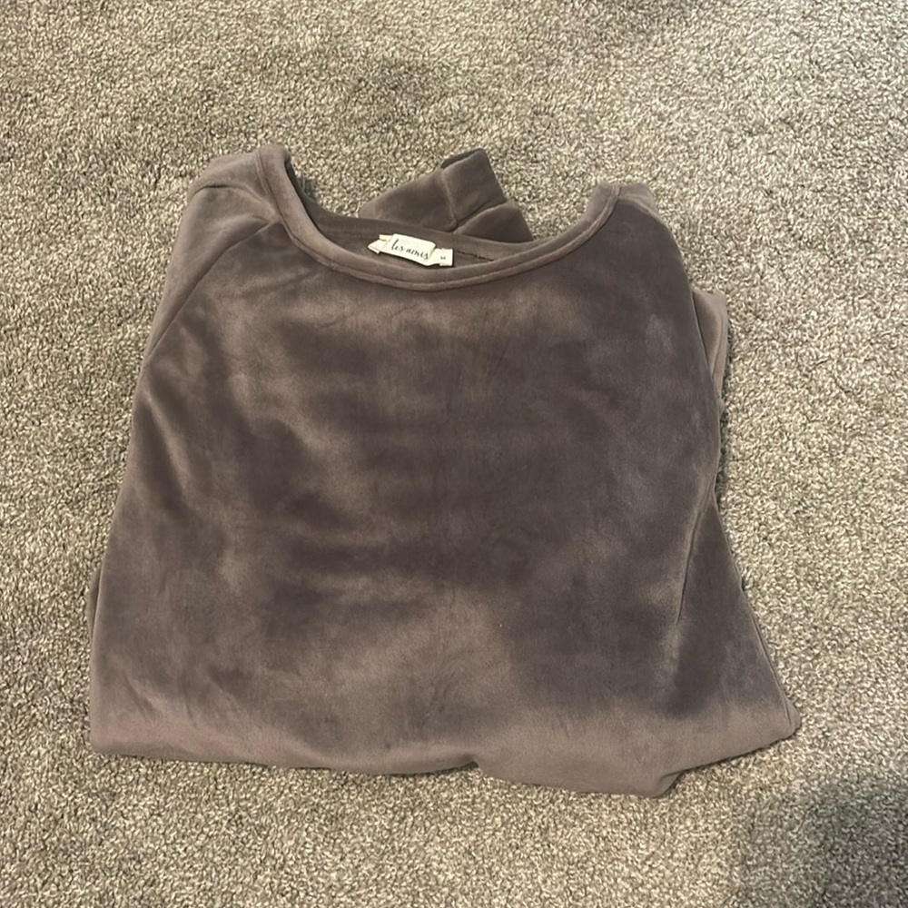 Les Amis sweater